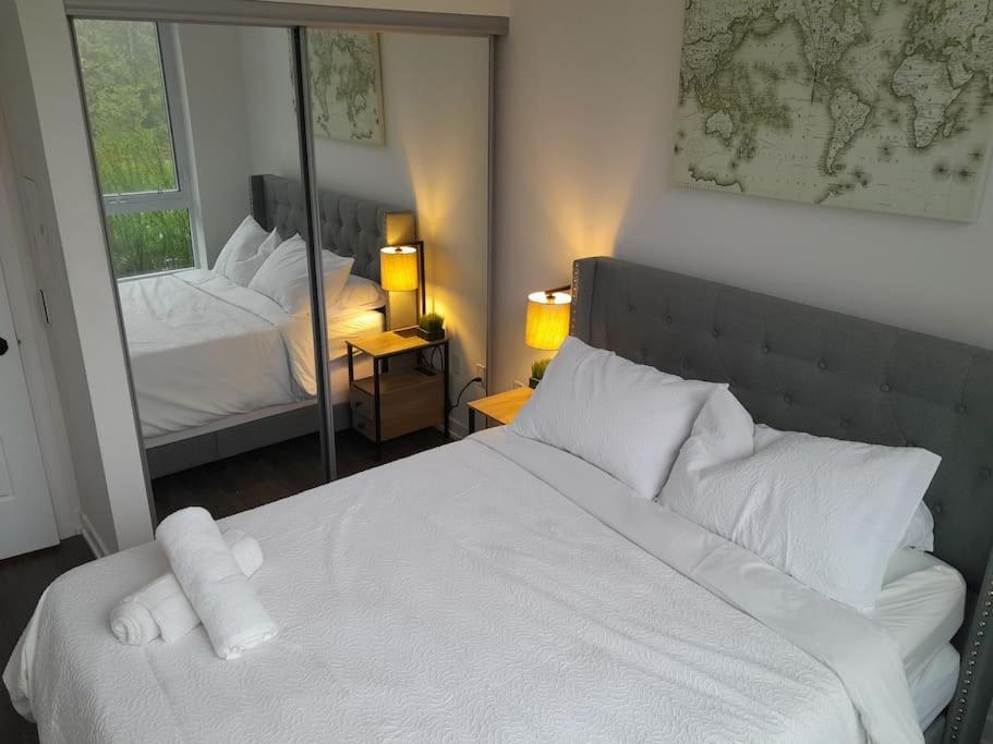 Cozy South View Suite Overlooking The Nature Trail Innisfil ภายนอก รูปภาพ