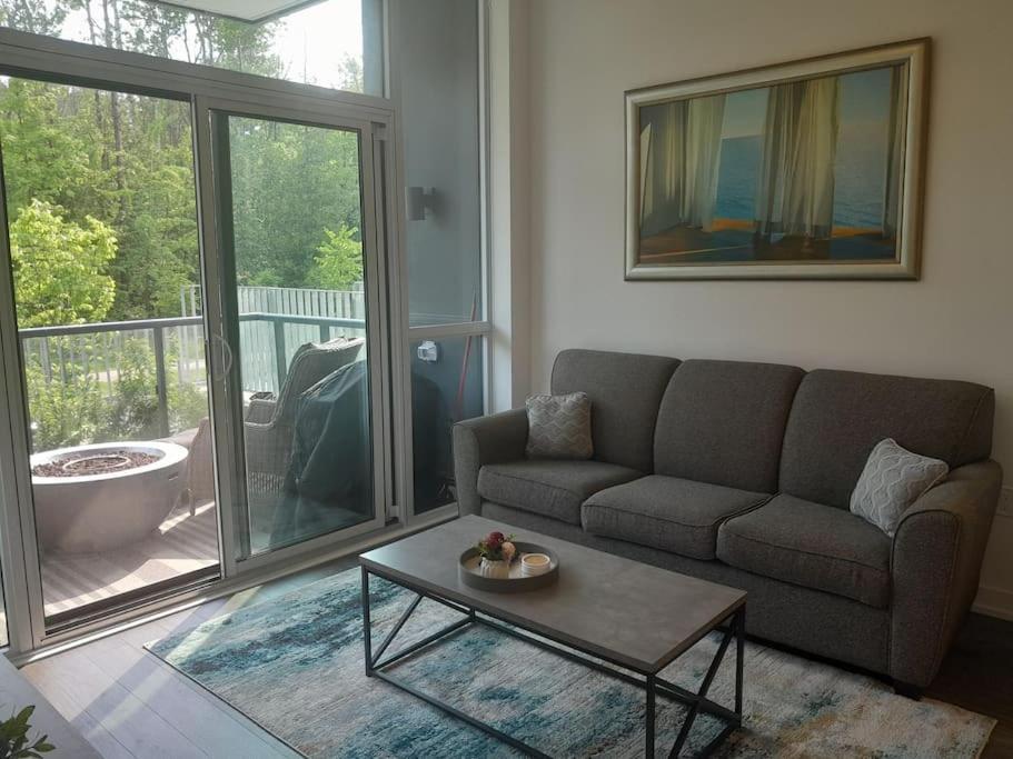 Cozy South View Suite Overlooking The Nature Trail Innisfil ภายนอก รูปภาพ