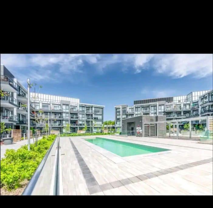 Cozy South View Suite Overlooking The Nature Trail Innisfil ภายนอก รูปภาพ